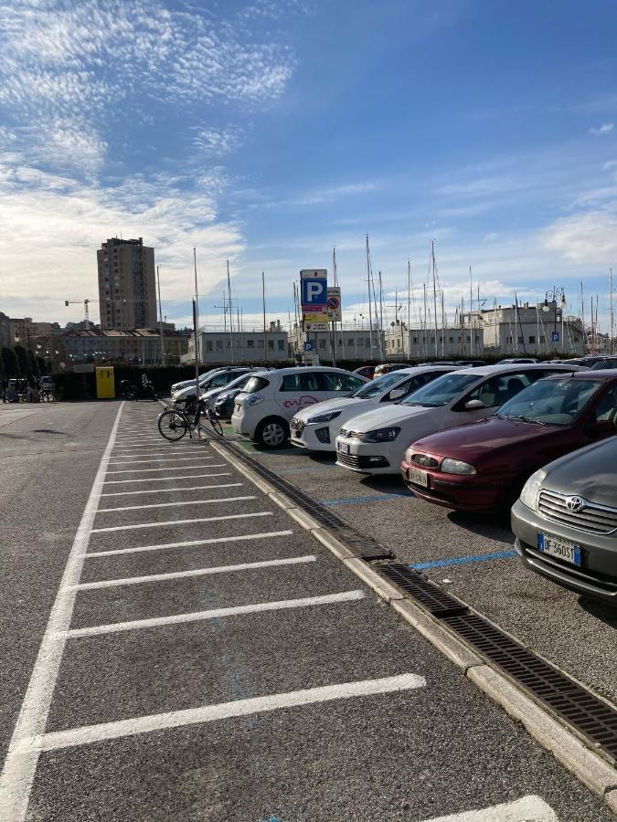 Le Rive Del Revoltella Apartment Trieste Luaran gambar
