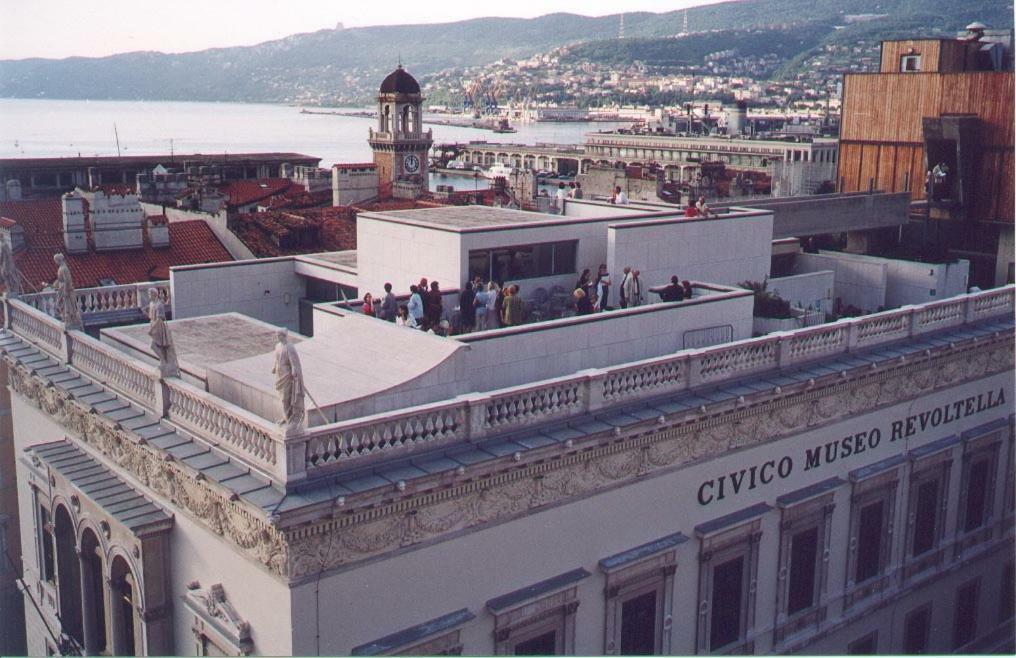 Le Rive Del Revoltella Apartment Trieste Luaran gambar